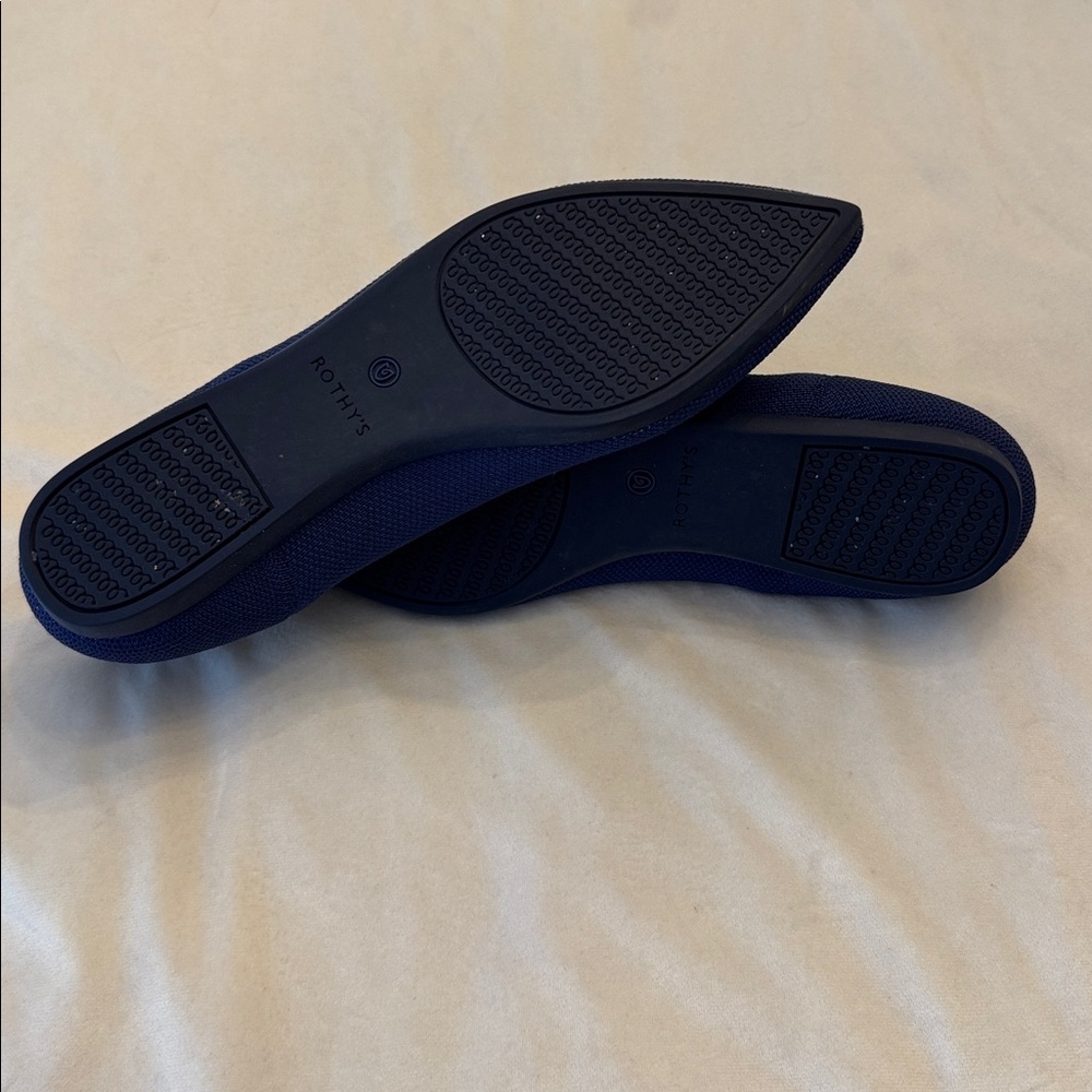 EUC! Rothy's The Point Navy Blue Flats, sz 8.5 - Picture 6 of 6